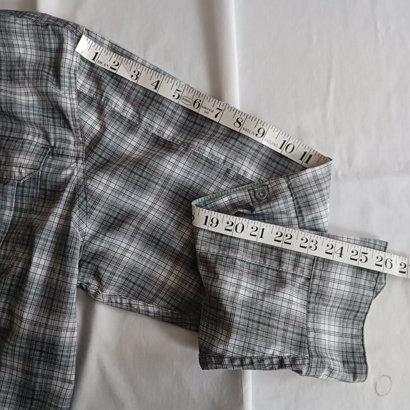 Mens Shirt Wrangler Fishing Outdoor Series Size XL Regular Fit Gray Plaid Vented - Picture 8 of 8